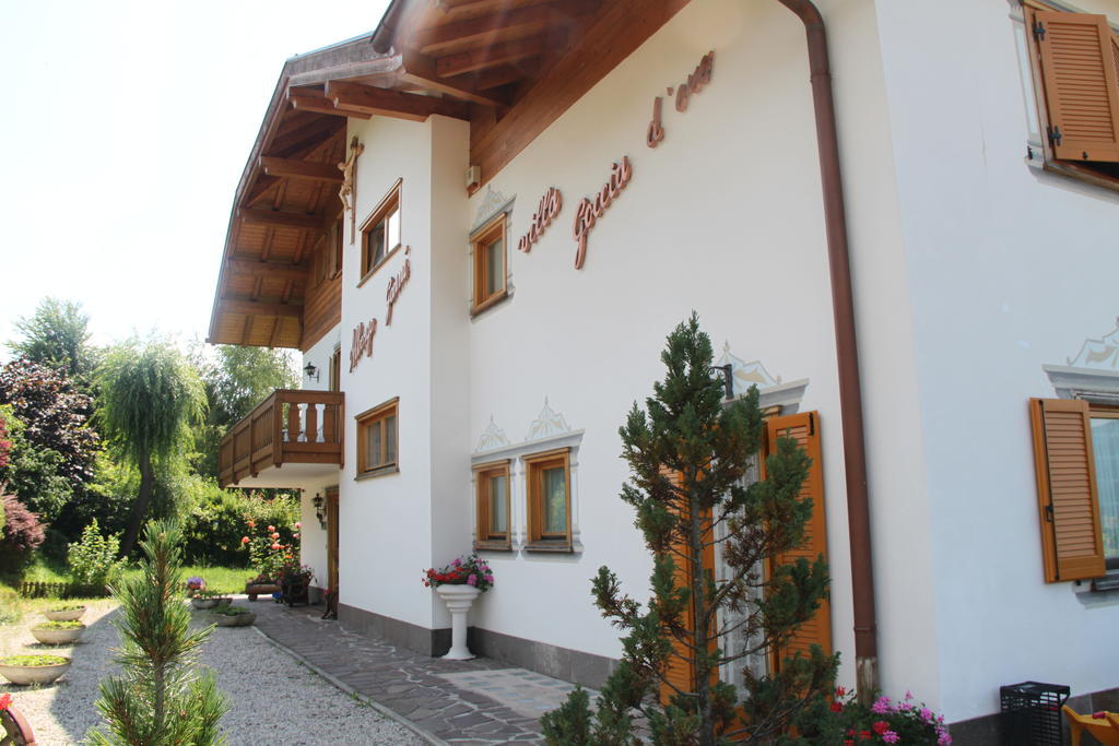 Hotel Garni Goccia D'Oro Cavalese Zewnętrze zdjęcie